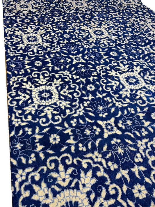 Canvello Fine Hand Knotted silk & wool Modern rug - 5'11'' X 9'2''