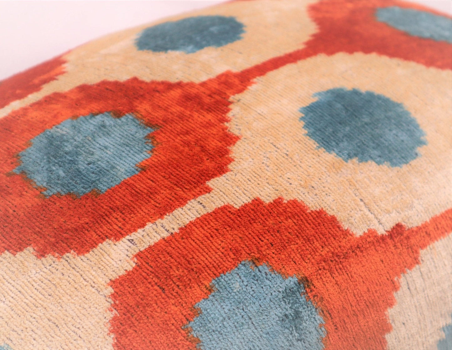 Cojín IKAT - 40 x 60 cm